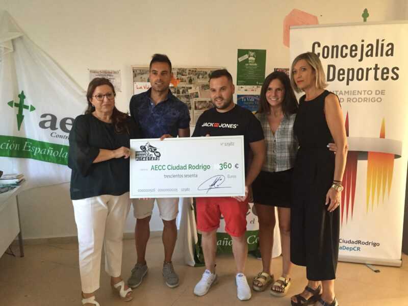 Donación a la Asociación de Lucha contra el Cáncer