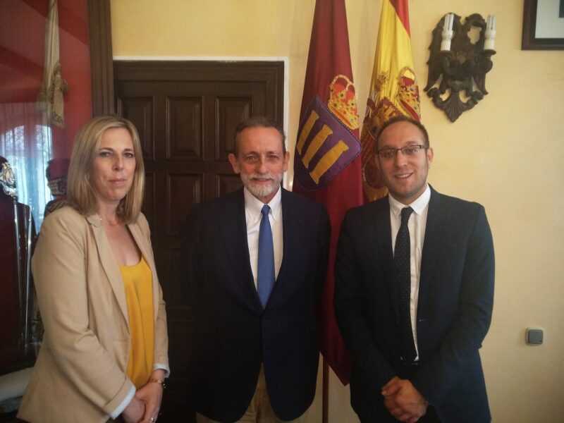 Reunión con representantes de la FDS