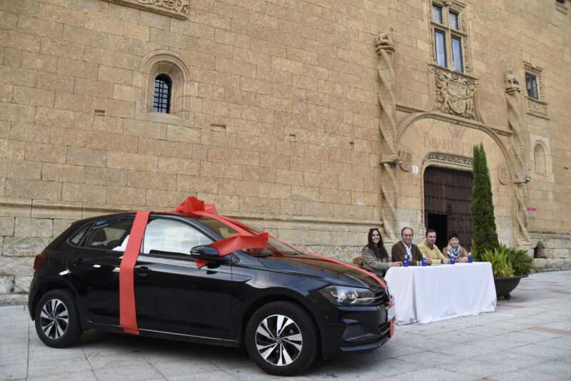 Encuentro con comerciantes para adhesiones al sorteo del coche