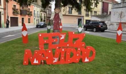 VISITA DEL JURADO CALIFICADOR  IX CONCURSO DE DECORACIÓN NAVIDEÑA 2024