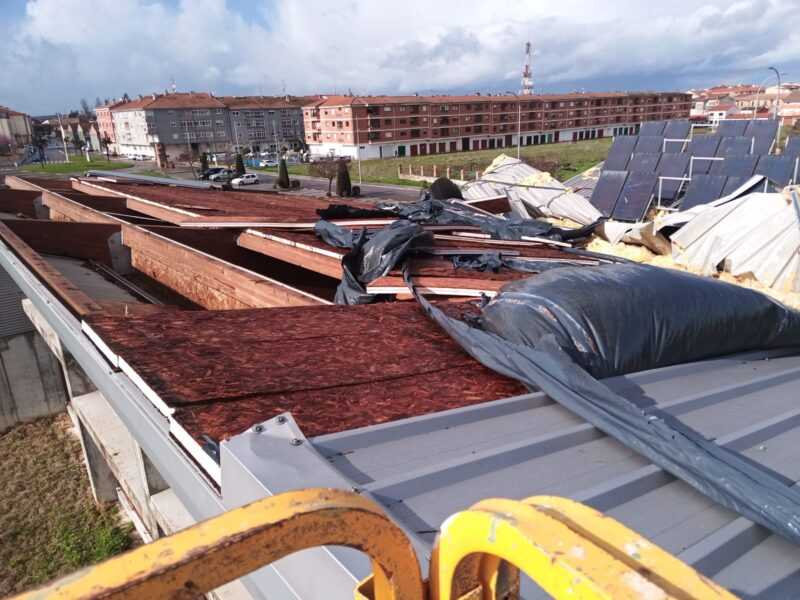En marcha la reparación de la Piscina municipal Climatizada