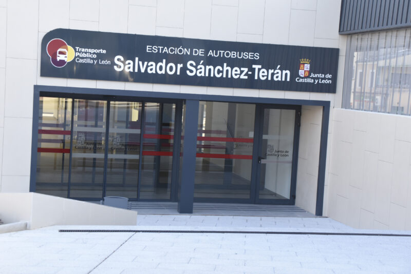 Servicio de ayuda a los mayores de 65 años para solicitar la Tarjeta Buscyl